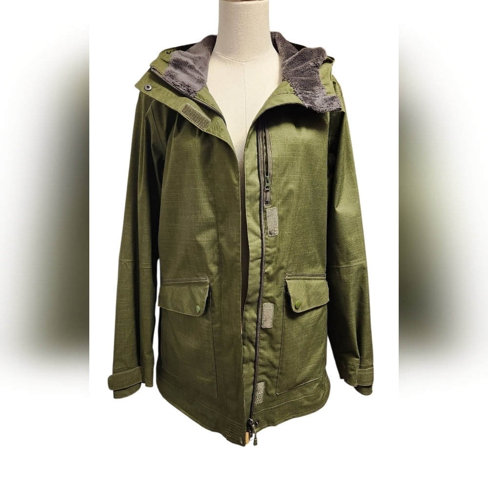 Under Armour Forest Green Utility Jacket - Picture 2 of 14